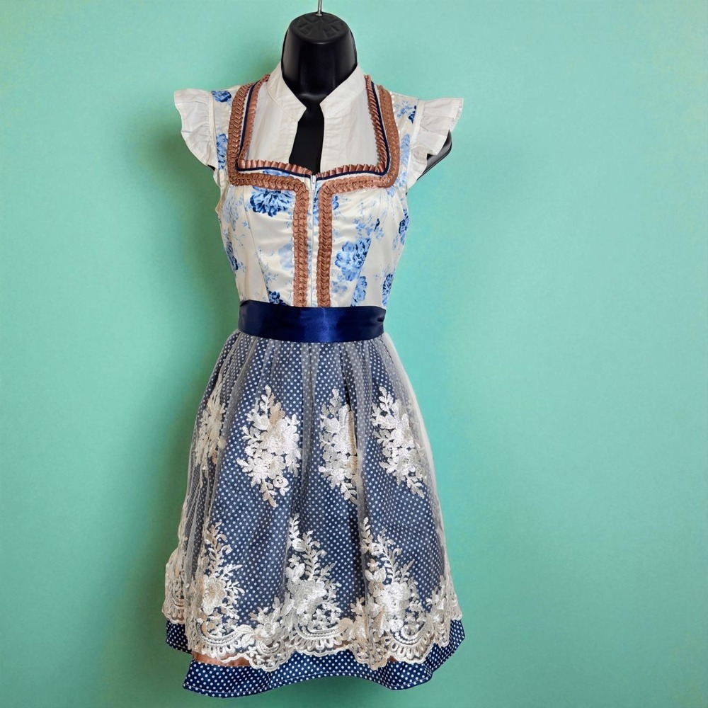 New Medium Oktoberfest Blue Floral Lace Dirndl Dress Bavarian German Trachten